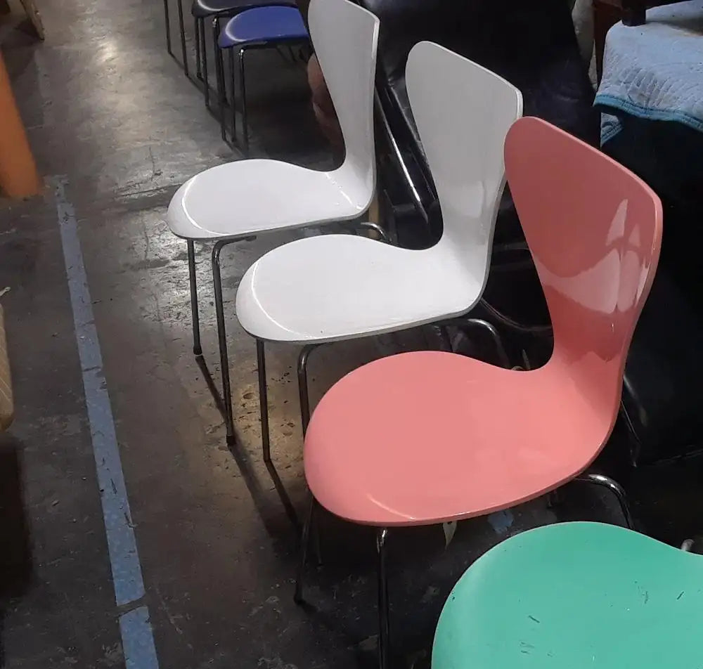 Vintage Series 7 Chair by Arne Jacobsen for Fritz Hansen