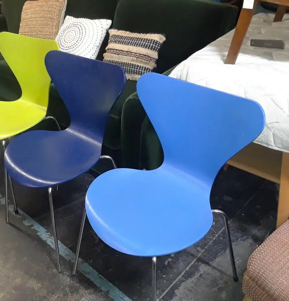 Vintage Series 7 Chair by Arne Jacobsen for Fritz Hansen