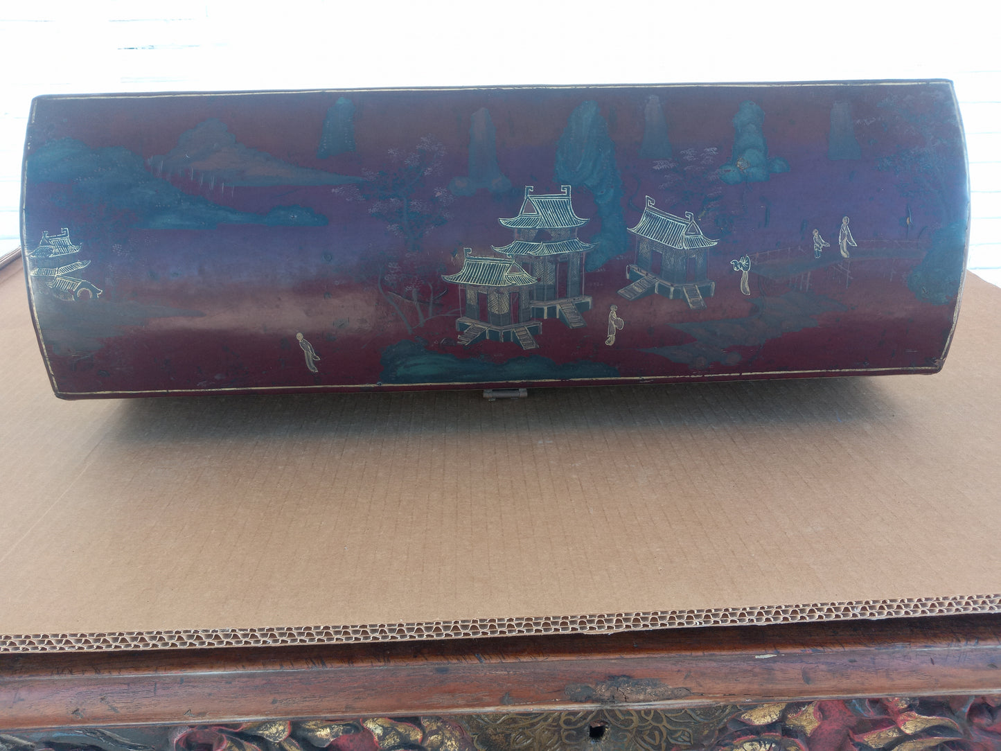 Vintage Asian jewelry box with hand painted scenes