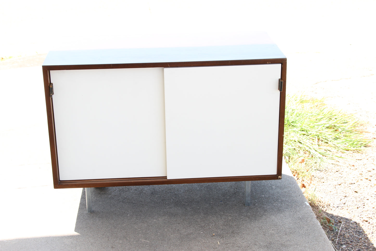 Discover Florence Knoll's design legacy with White Cabinets & Credenza by Knoll. Explore sophisticated storage solutions for today's spaces.