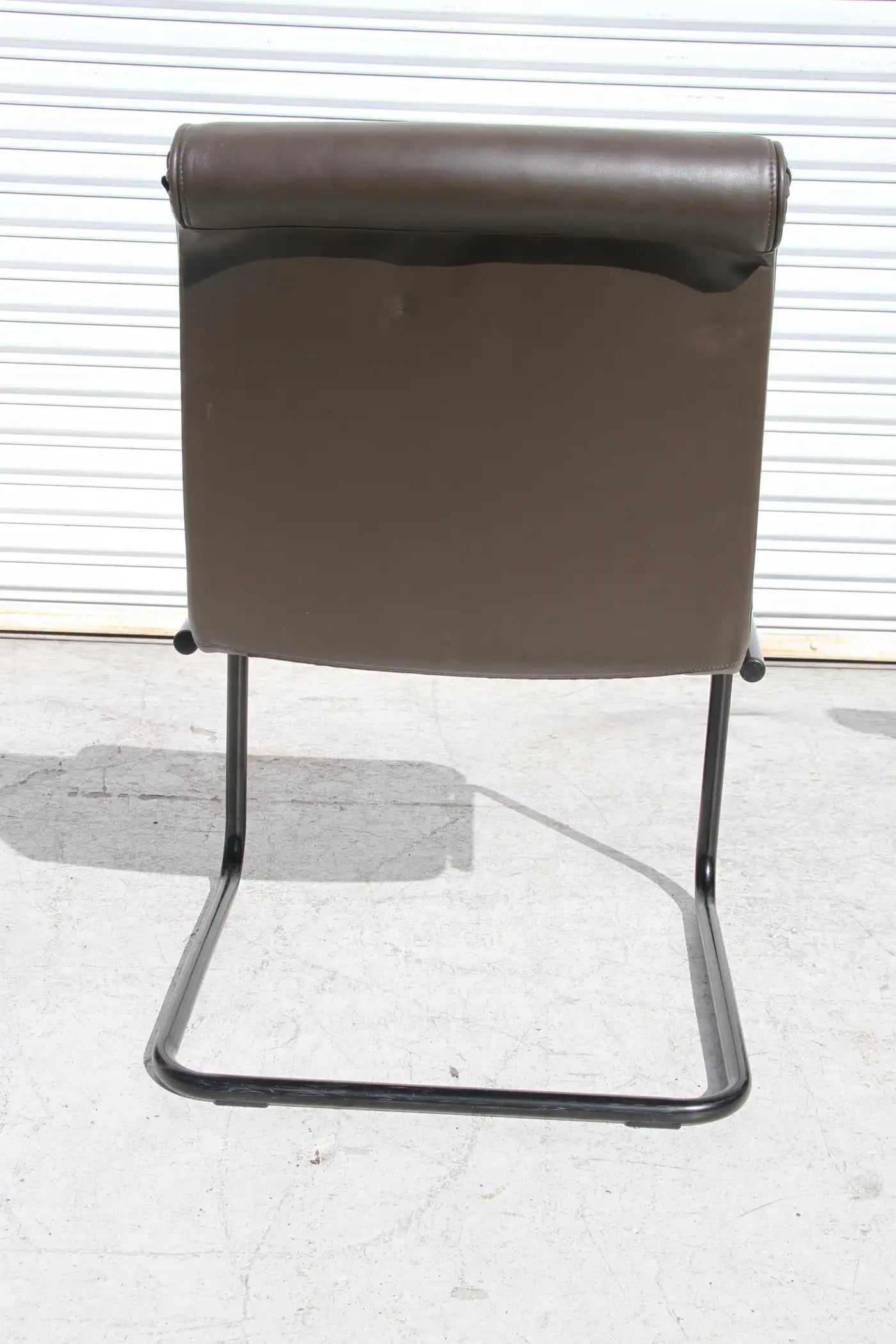 Black Knoll Sapper guest chair