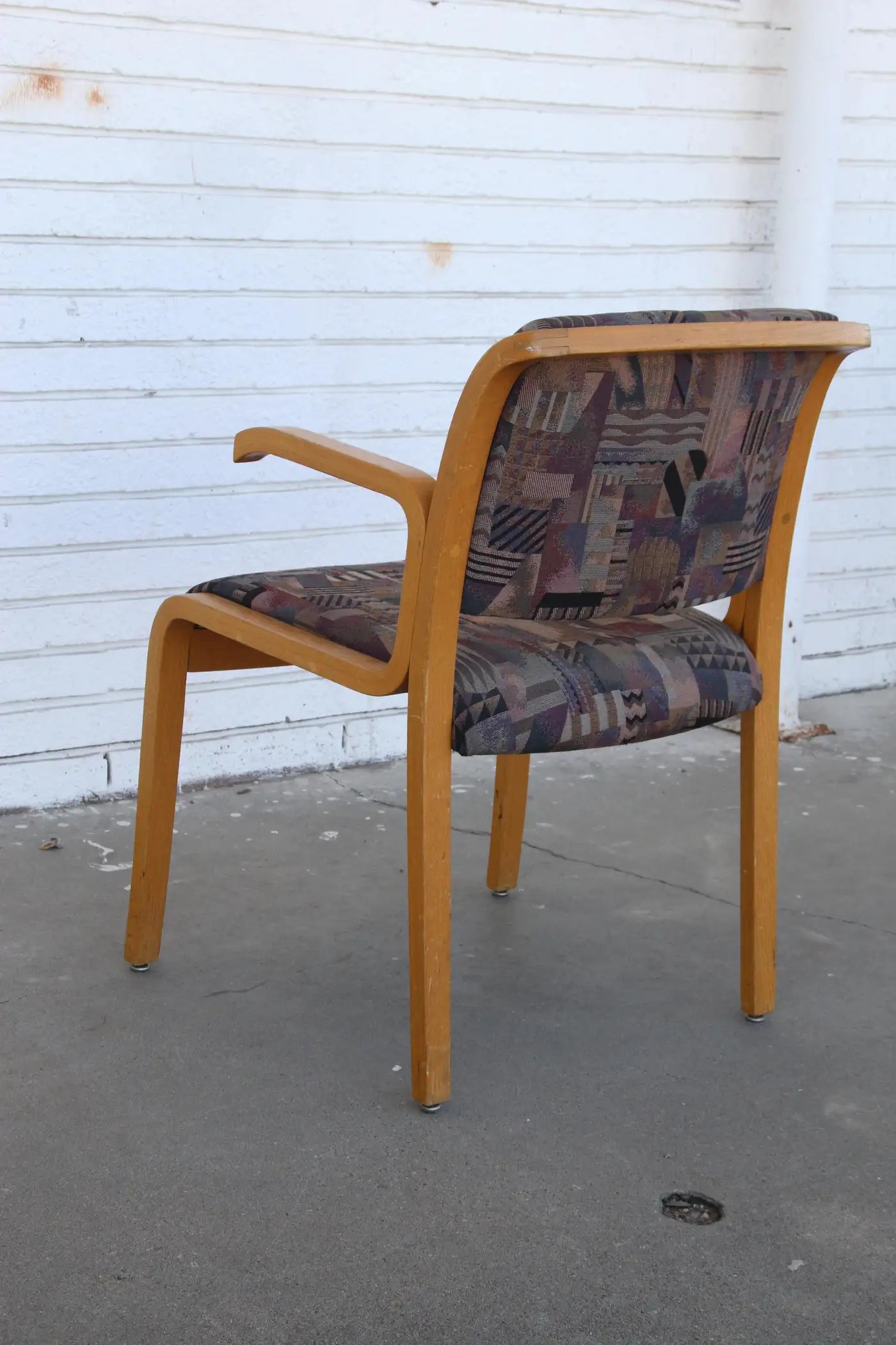 Thonet-style dining chair for mid century interiors