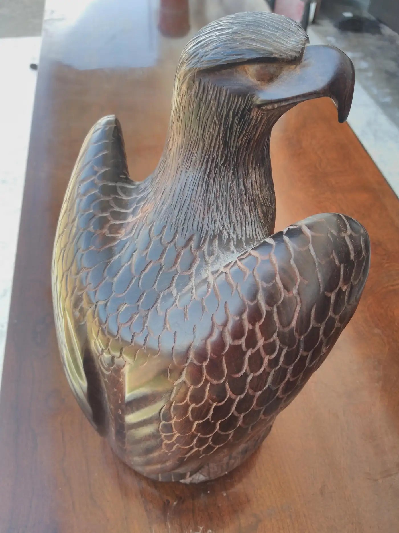 Eagle wood carving for decor