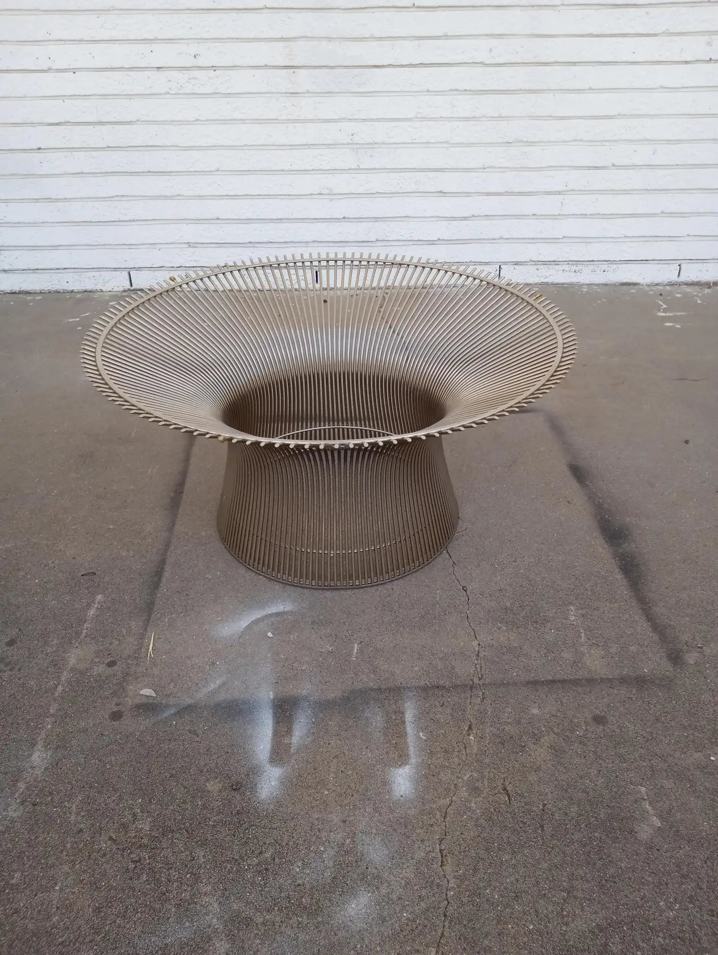 Vintage Knoll coffee table with planter insert