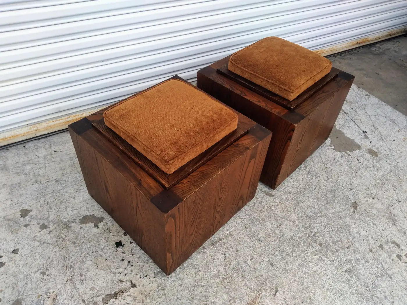 Vintage Lane cube side table