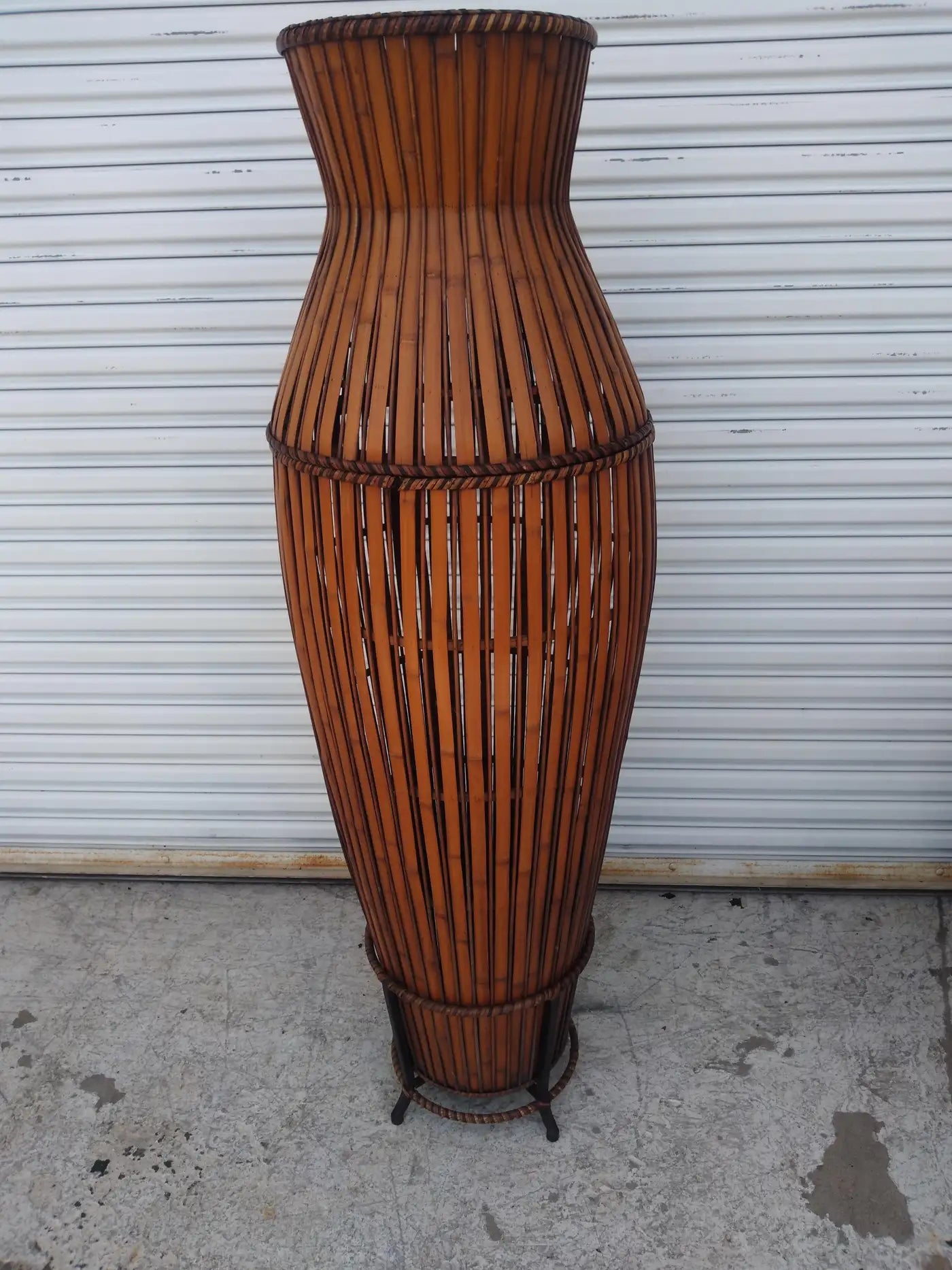 Tropical rattan pineapple basket with metal base