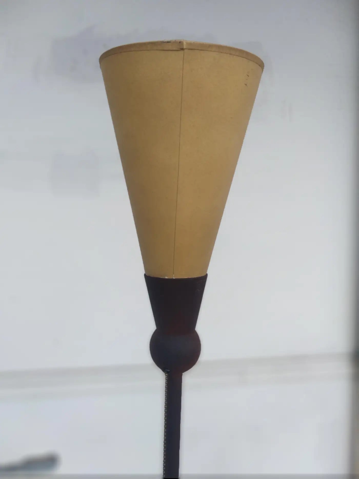 Sarfatti inspired floor lamp for stylish interiors