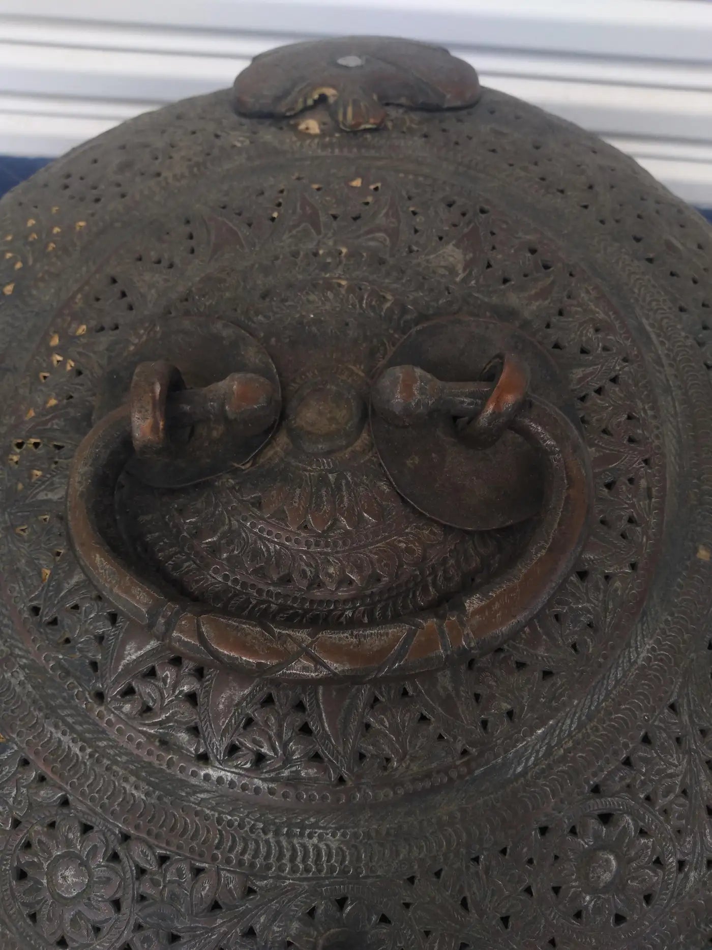 Indian Pan Daen copper tinned box with vintage detailing