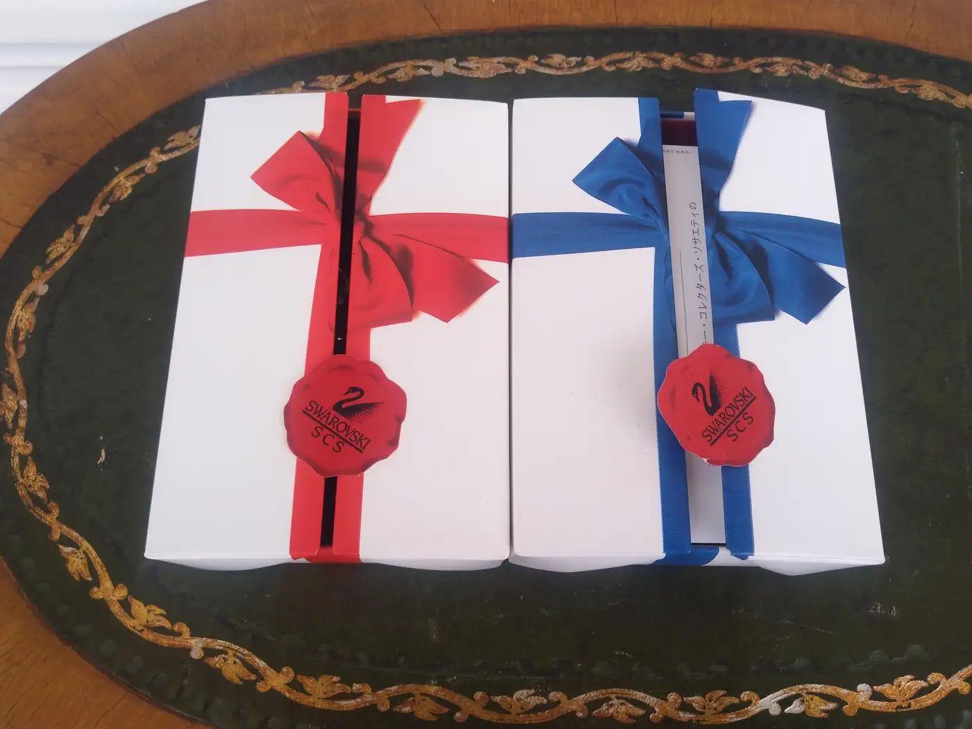 Miniature Swarovski crystal animals – swan set