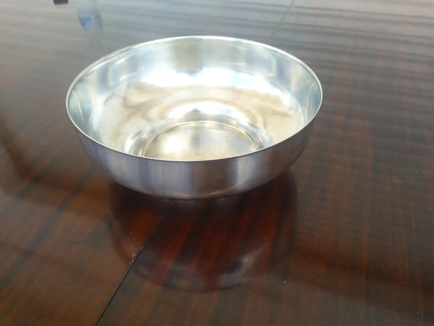 Minimalist steel serving bowl by Cultura