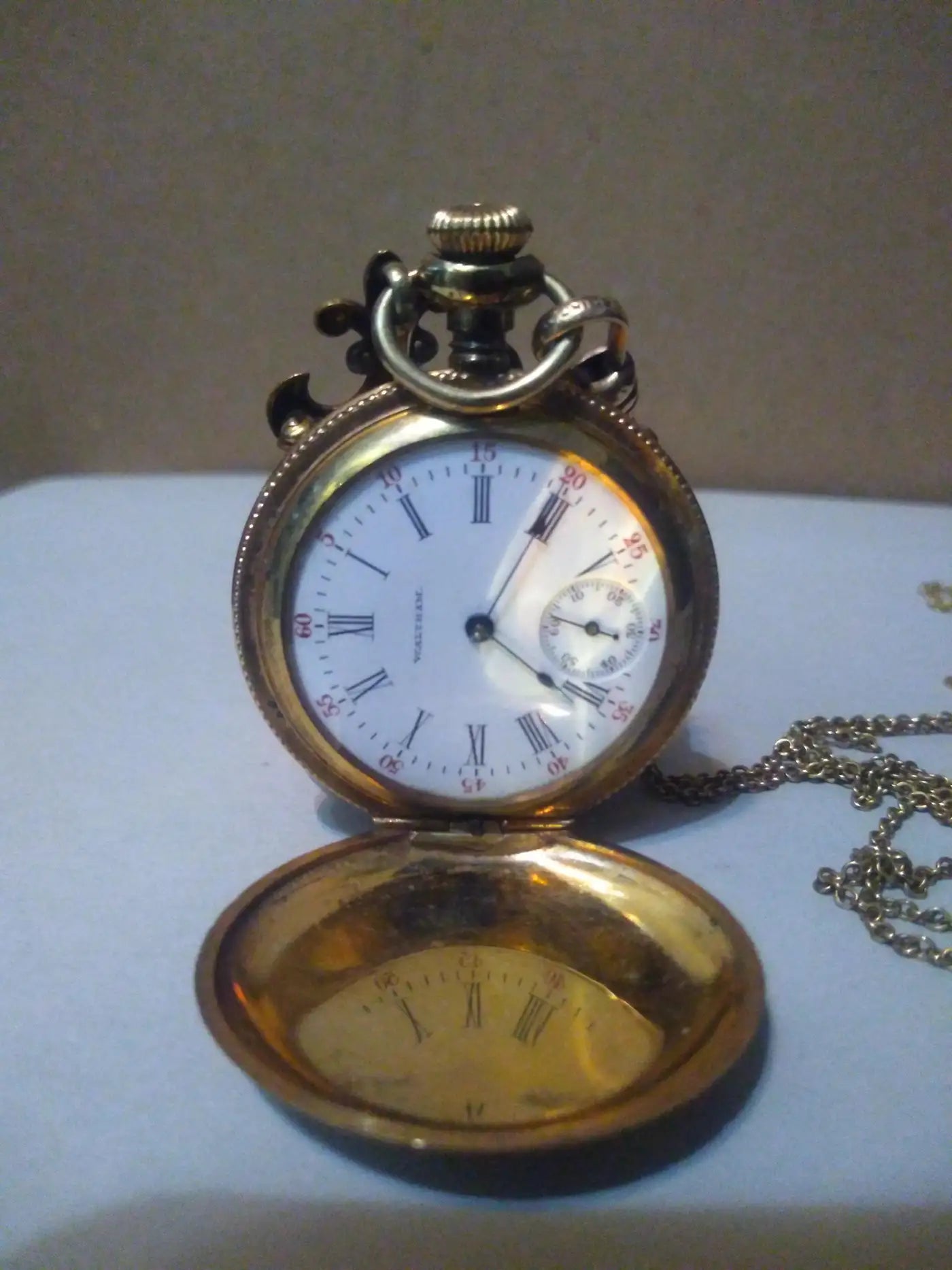 Elegant Waltham 10k gold pocket watch combo