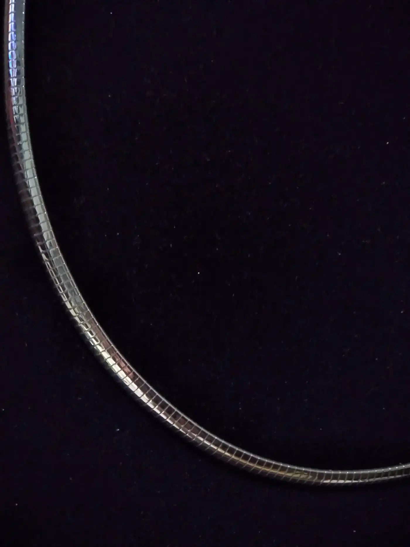 Wide omega chain necklace with lobster clasp