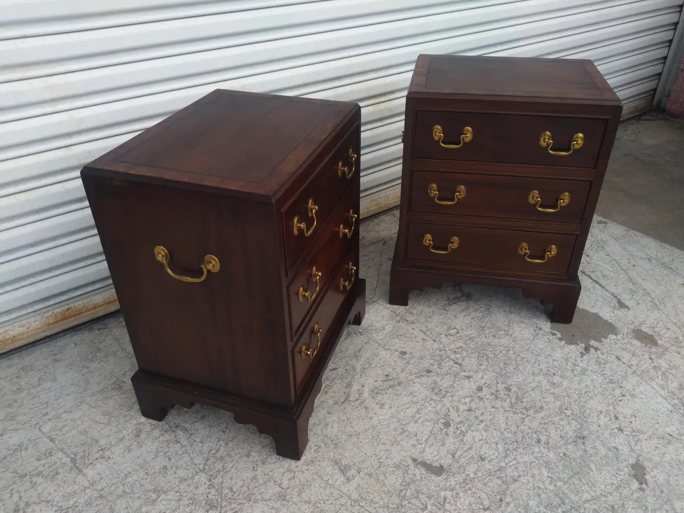 Traditional Chippendale nightstands in mahogany