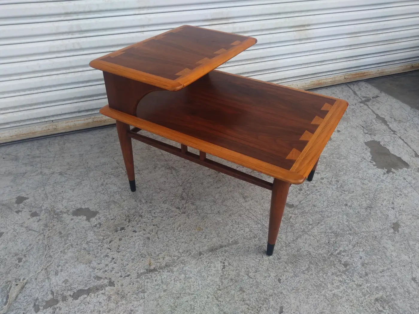 Andre Bus Step End Table for Lane Acclaim Furniture