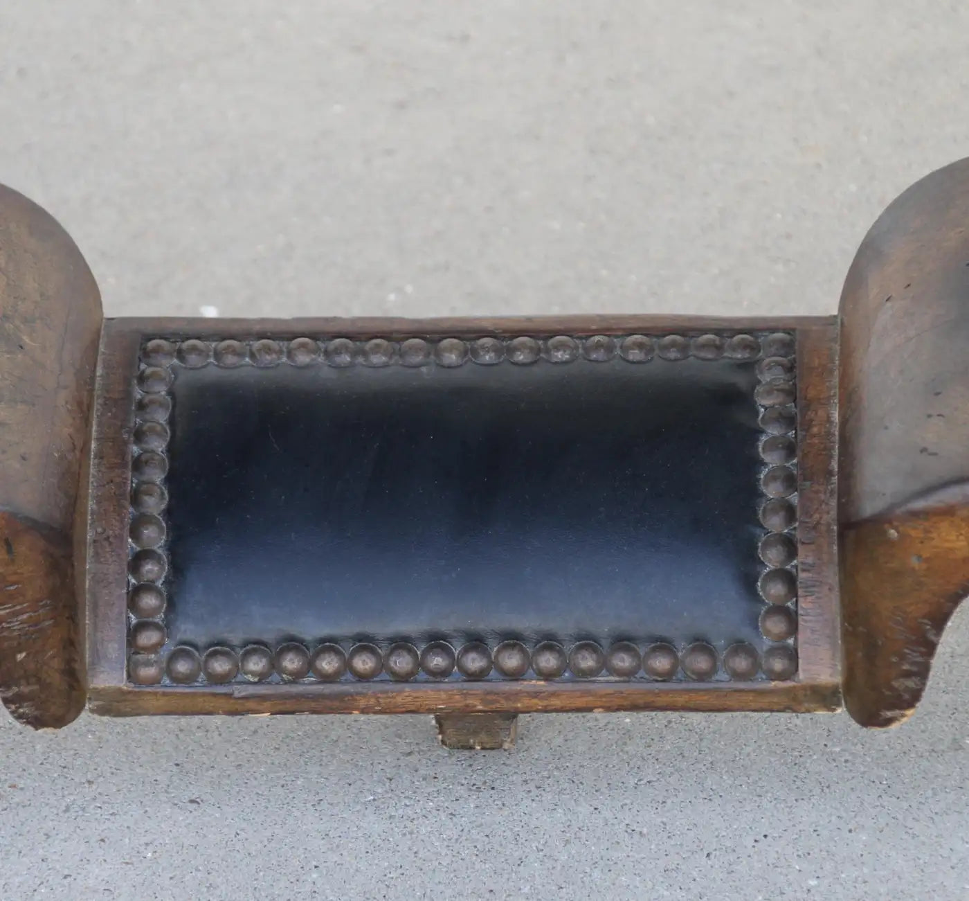 Vintage Auffray console table with carvings