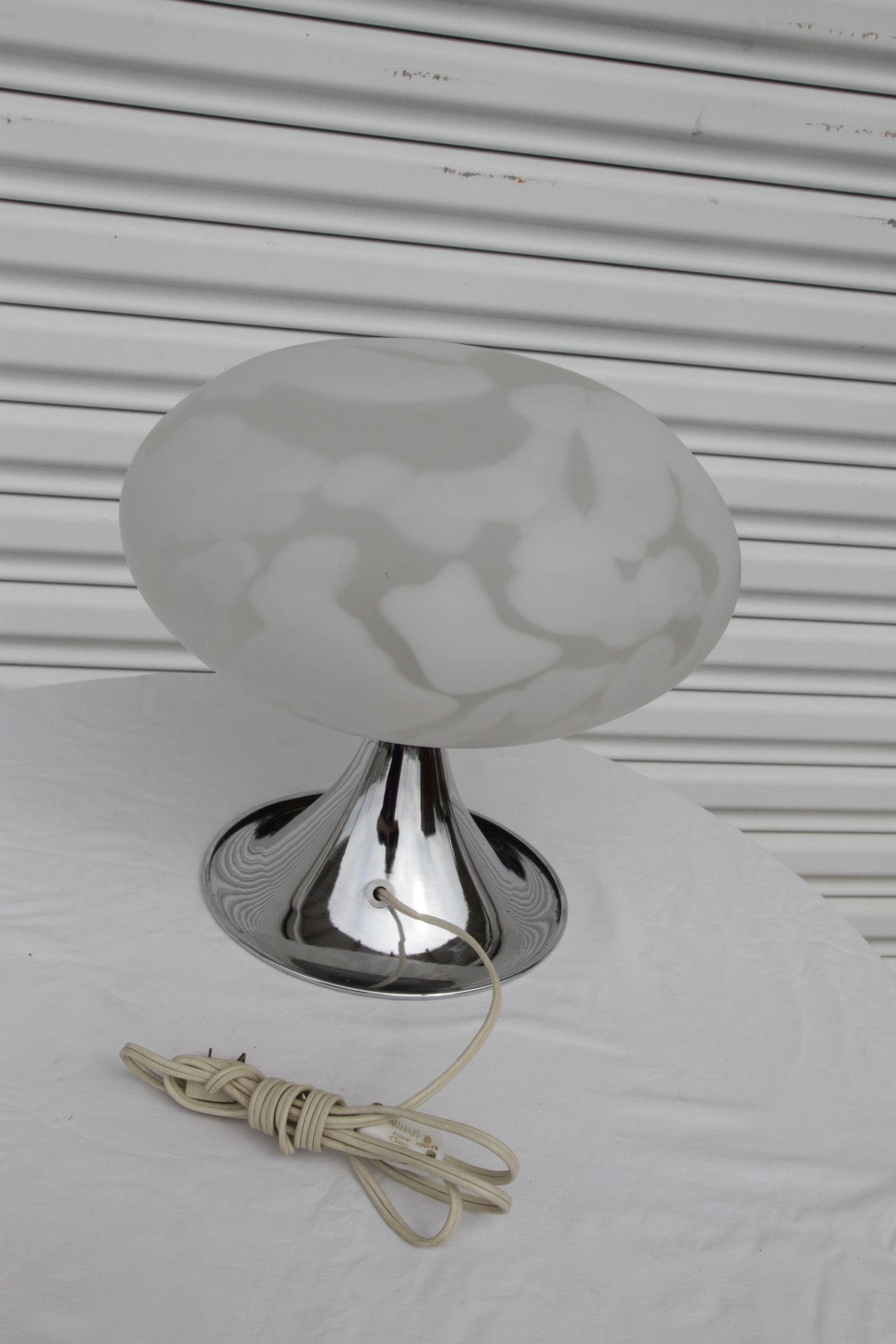 Mid-Century Modern Laurel Mushroom Table Lamps in Chrome / Silver