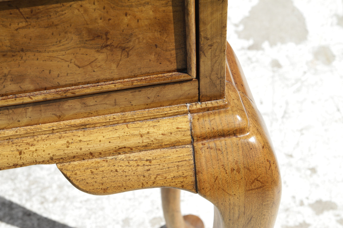 1970s American Of Martinsville Burl Ming Style Side Table