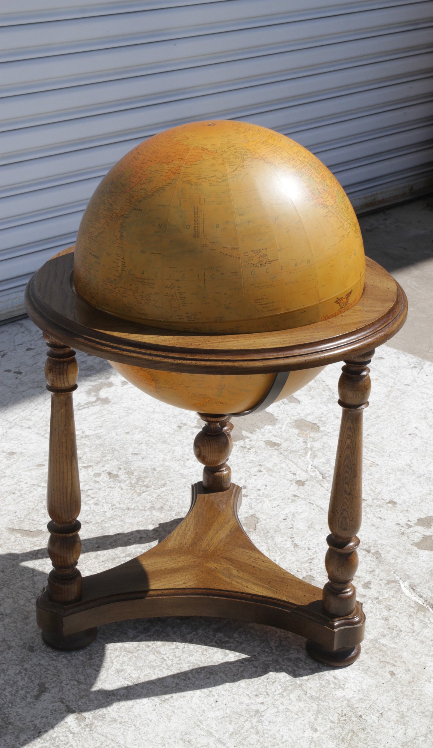 Replogle Globe Vintage 16" World Classic Globe