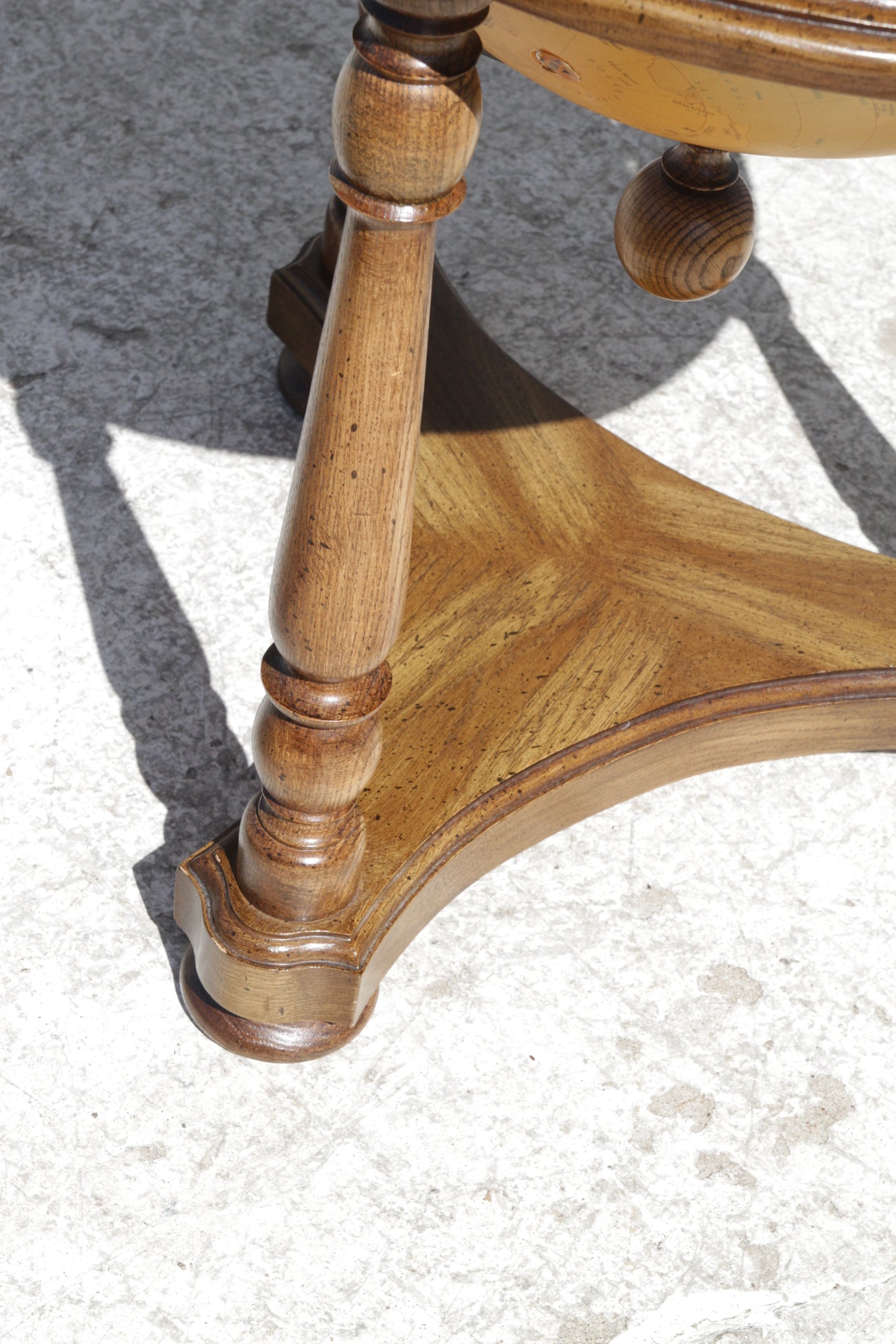 Replogle Globe Vintage 16" World Classic Globe