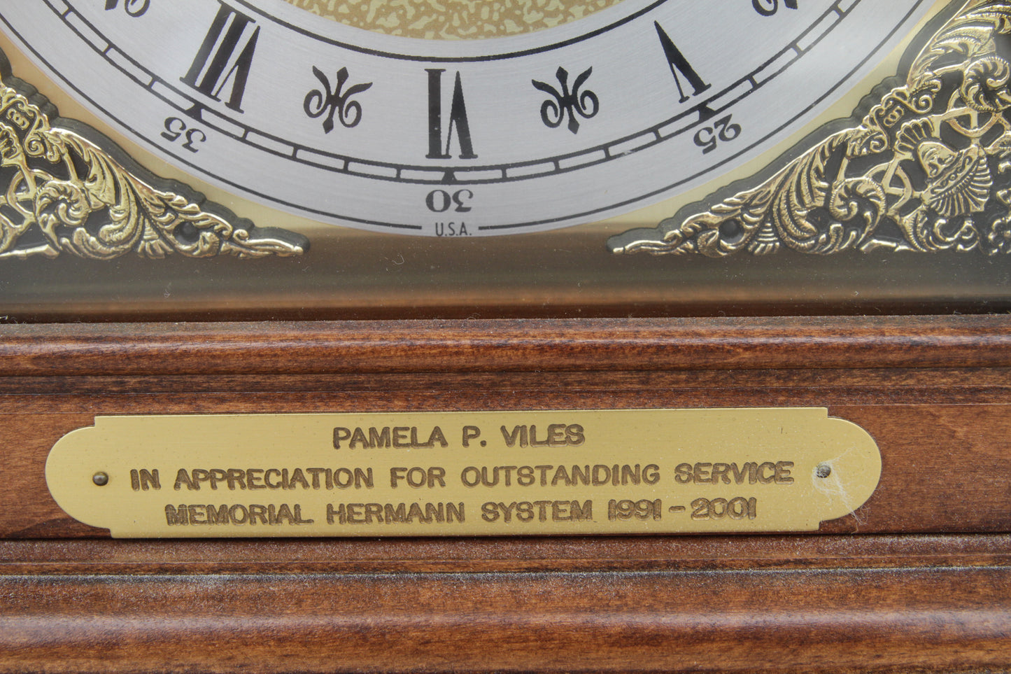 Howard Miller Graham Bracket Mantel Clock