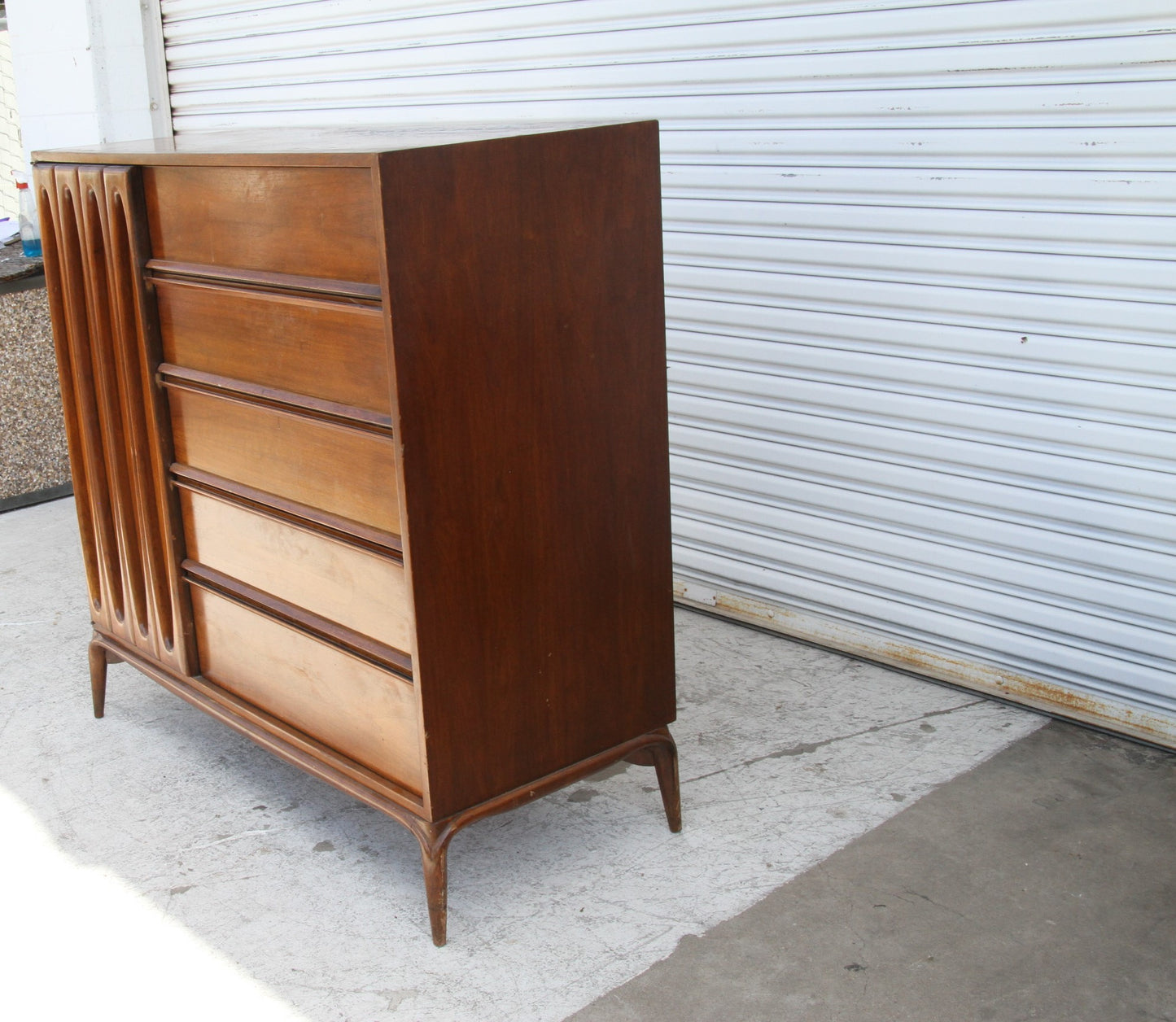 Mid-Century Modern Bedroom Dresser