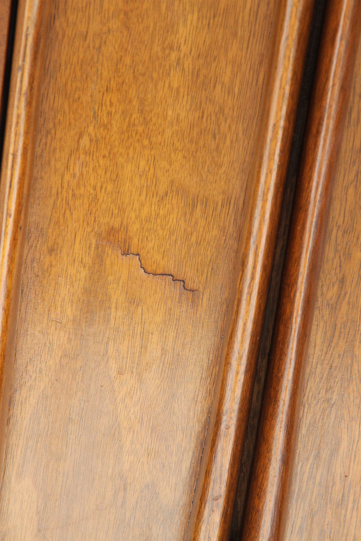 Mid-Century Modern Bedroom Dresser