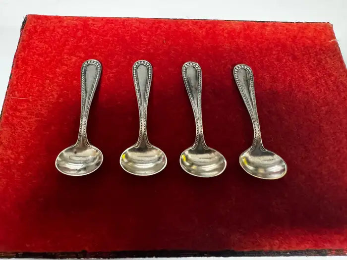 Collectible silver salt spoons set