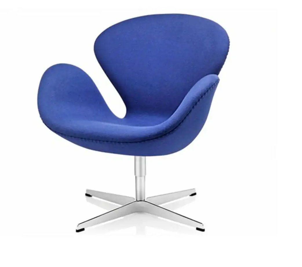 1 Pair of Fritz Hansen Arne Jacobsen Swan Chair