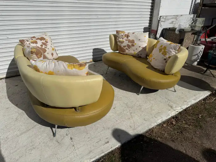 Biomorphic style sofa highlighting organic design lines