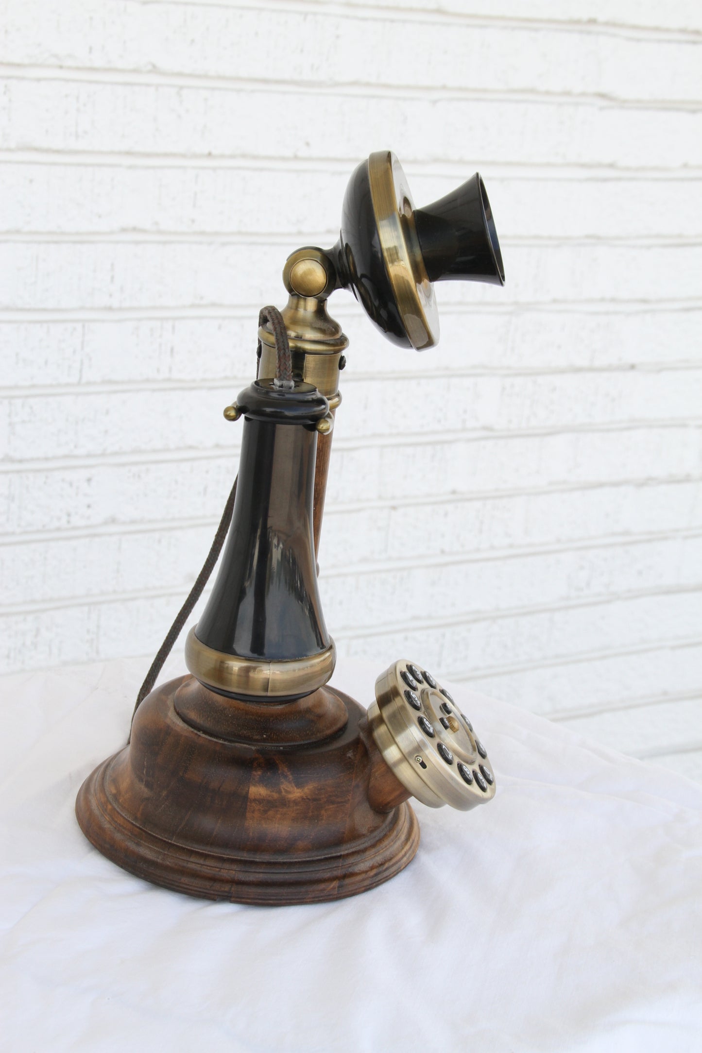 decorative 1921 style phone