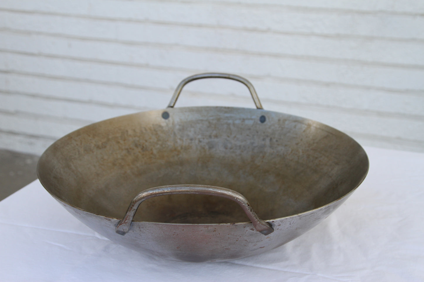 induction-ready wok with copper bottom