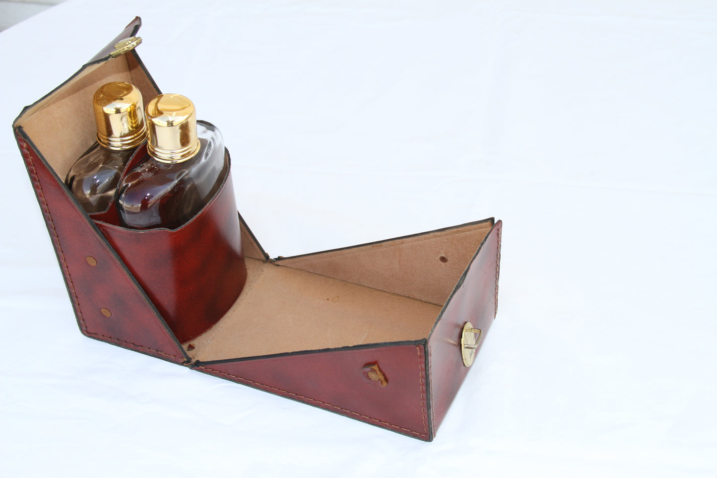 Vintage Traveling Bar and Pair of Flask in case