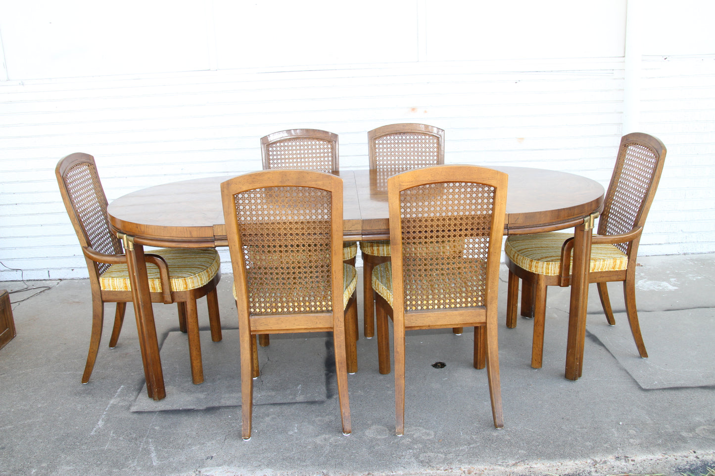 Drexel dining table set for 6. Expertly crafted for lasting beauty, it's the perfect centerpiece for your modern dining space. Don't miss this sale!