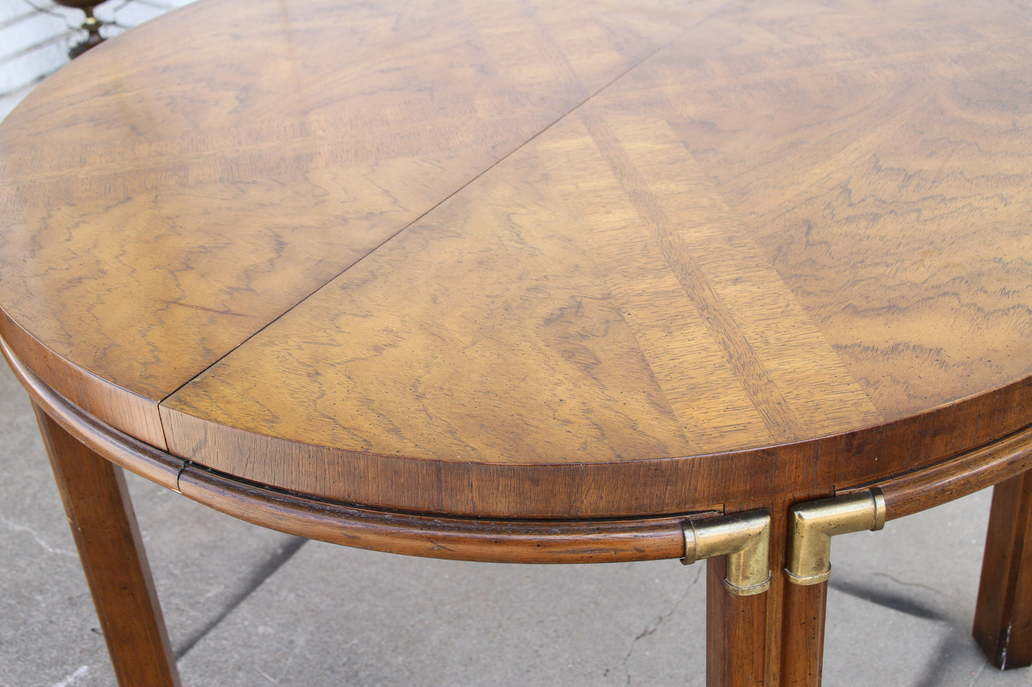 Round Dexel dining table perfect for set of 4