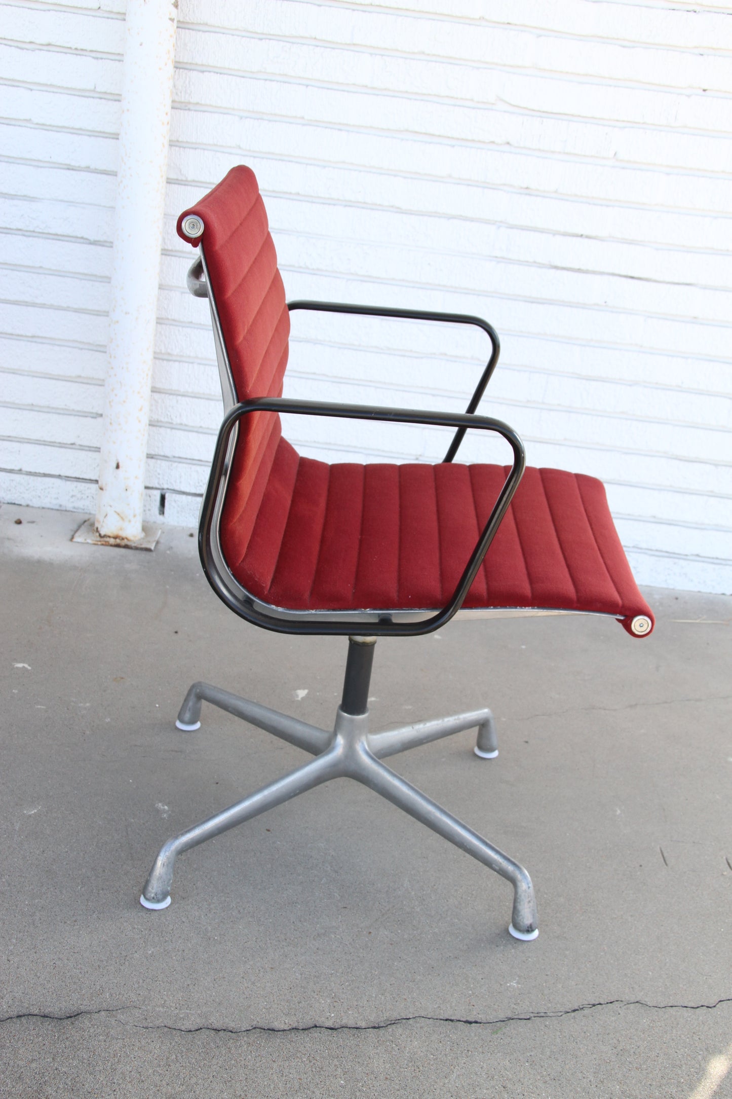 Vintage Herman Miller Aluminum Group Red Fabric Chair