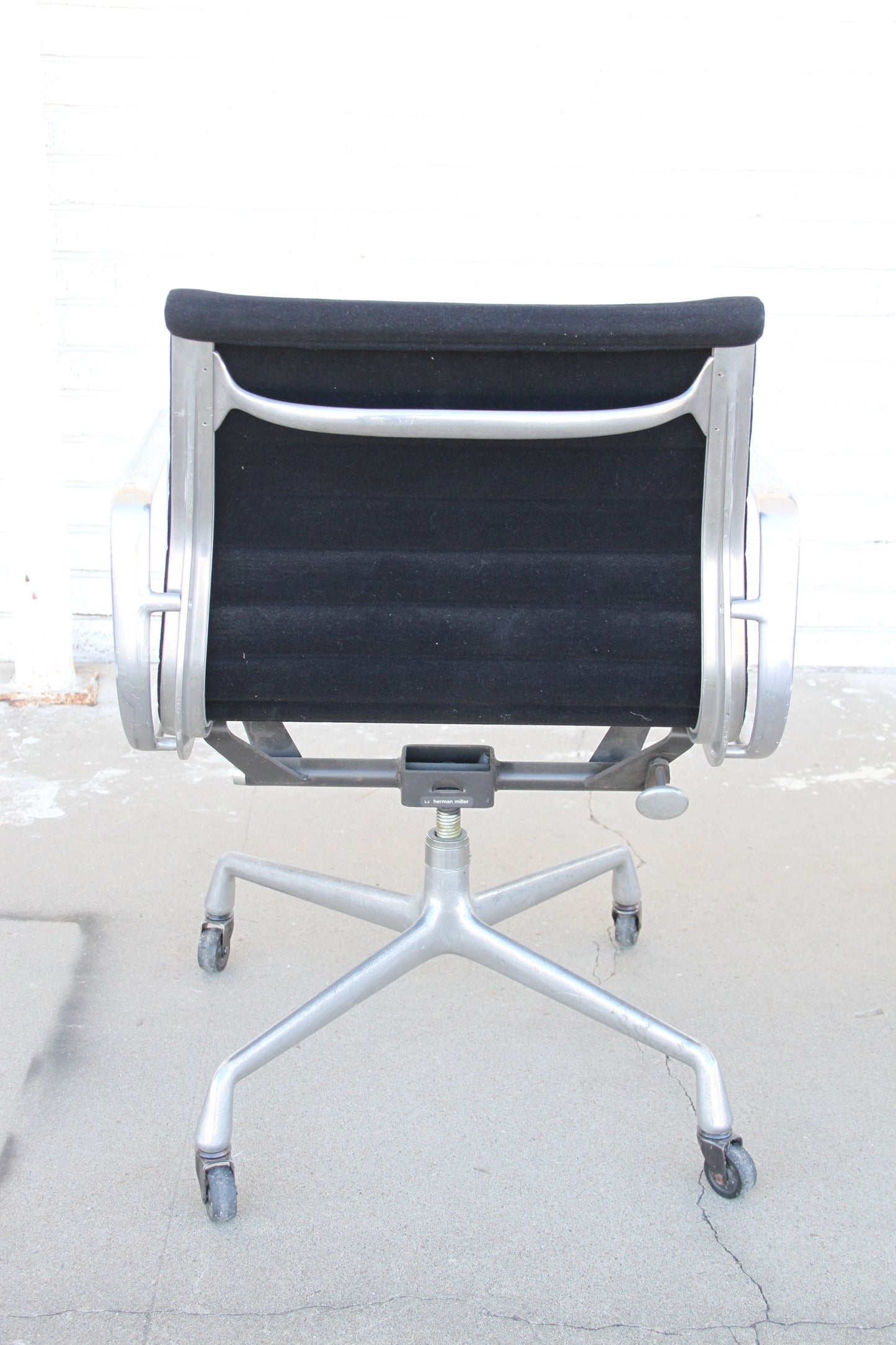 Herman Miller chair with aluminum base