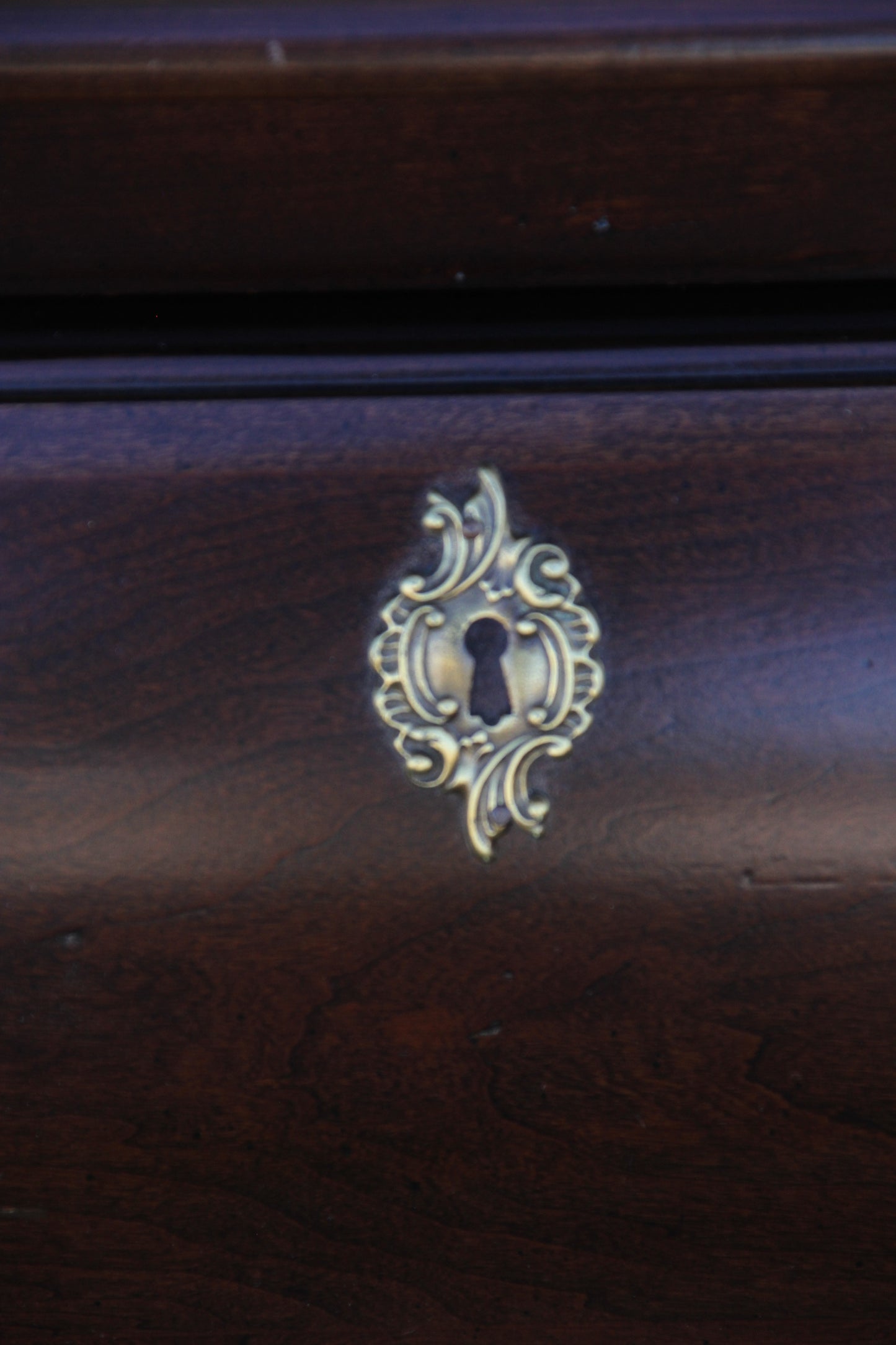 Designer vintage nightstands set
