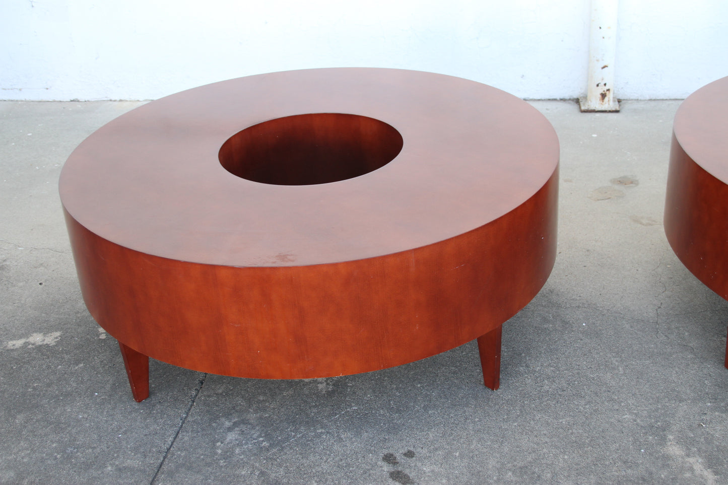 Sleek modern round Steelcase table