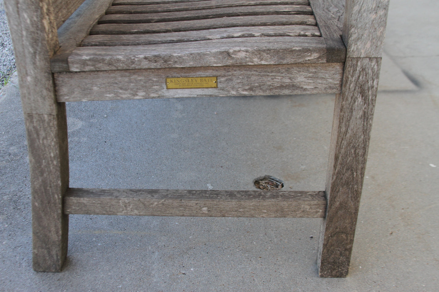 Kingsley Bate patio bench side view