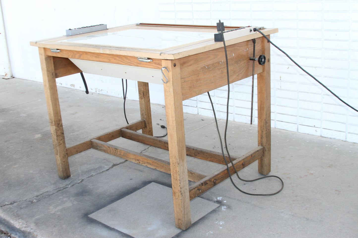 Artist's wooden drawing table