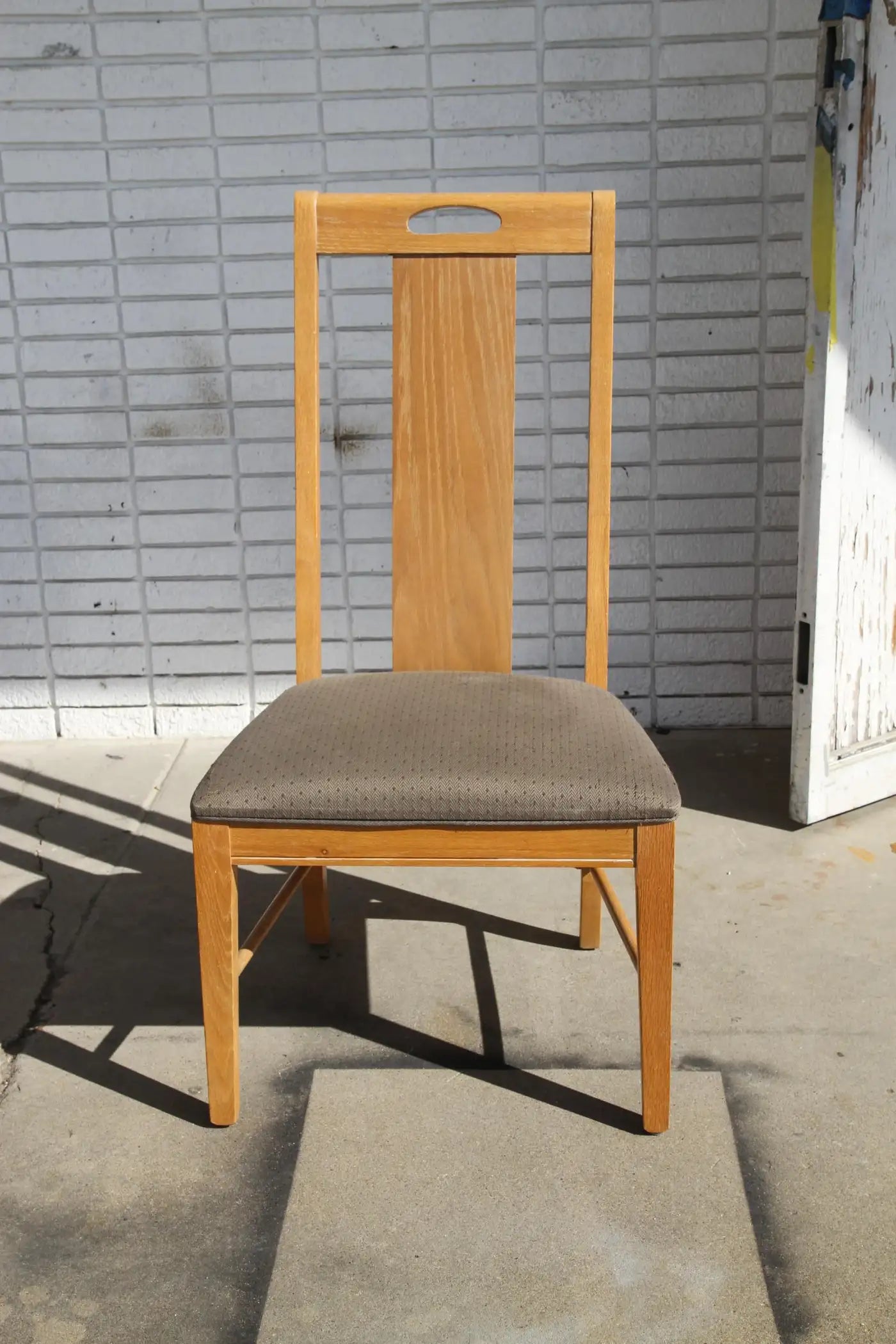 Set of vintage Thomasville oak furniture chairs