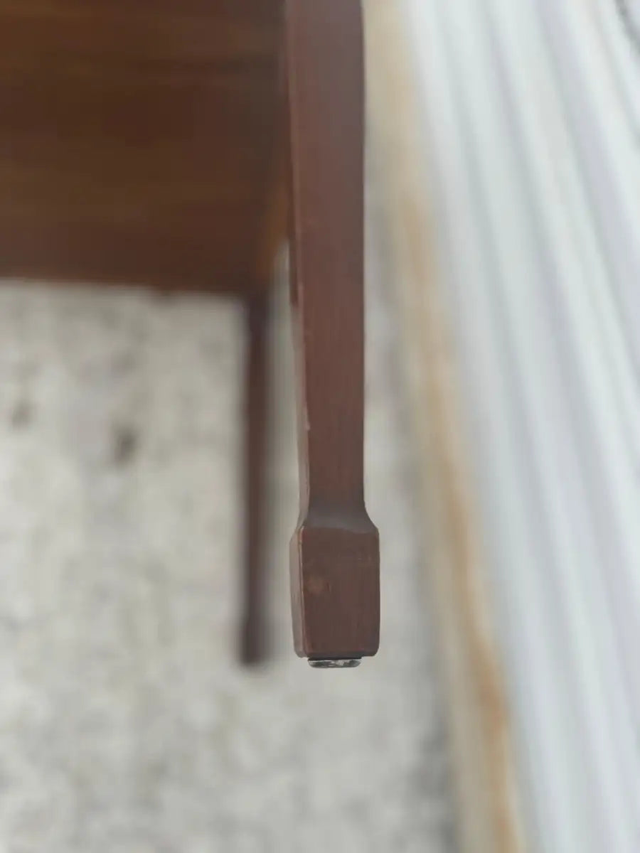 Compact wooden sewing stool with hinged lid