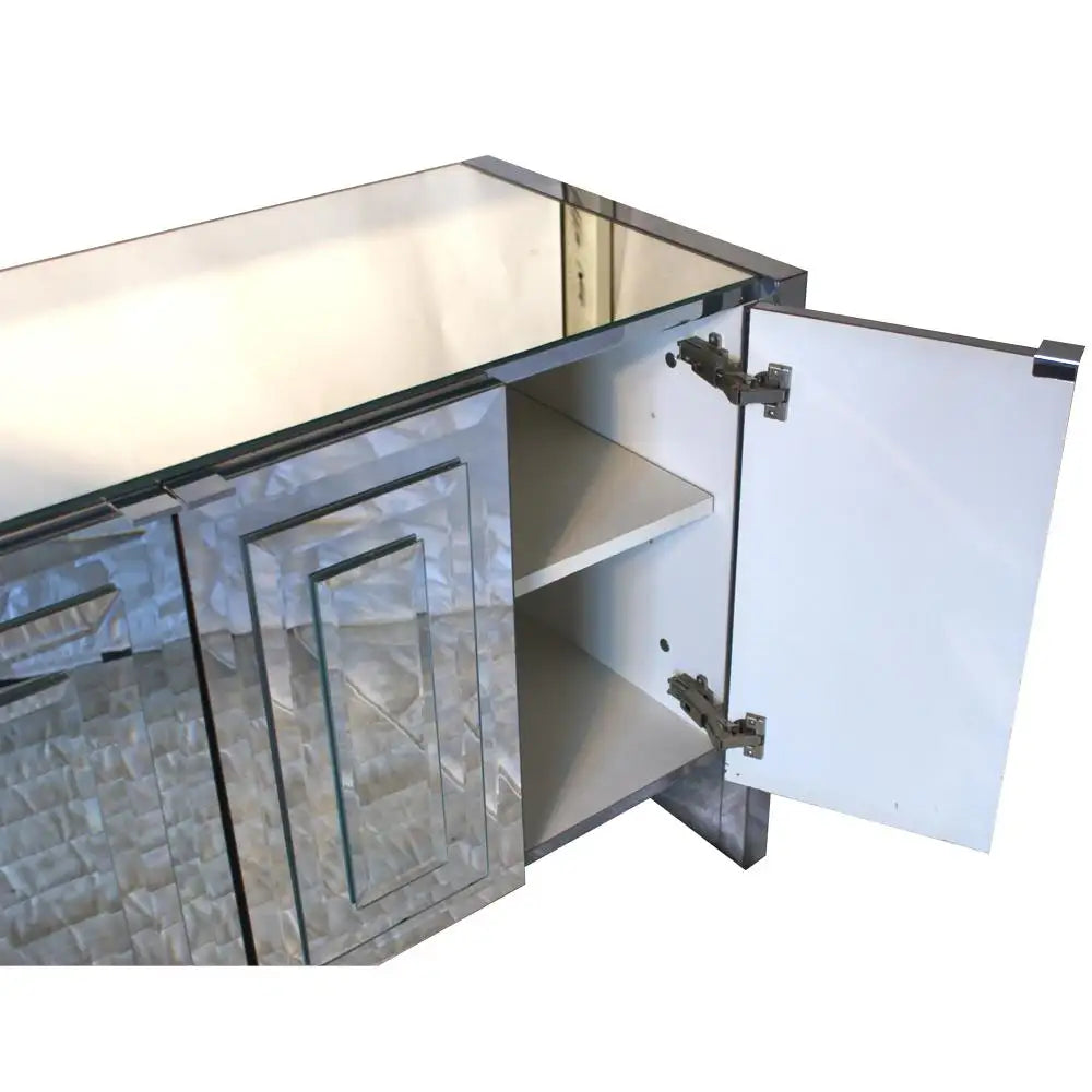 Sleek 1970s Ello mirrored cabinet with polished surface