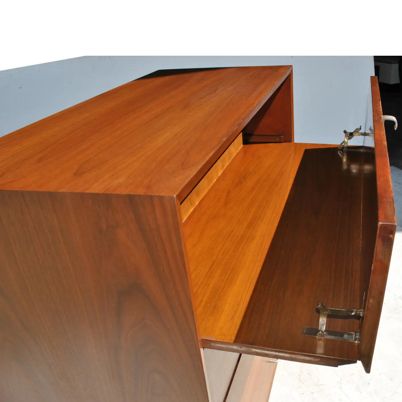 Vintage Mid Century George Nelson 40″ wide Gentlemens Secretary Chest