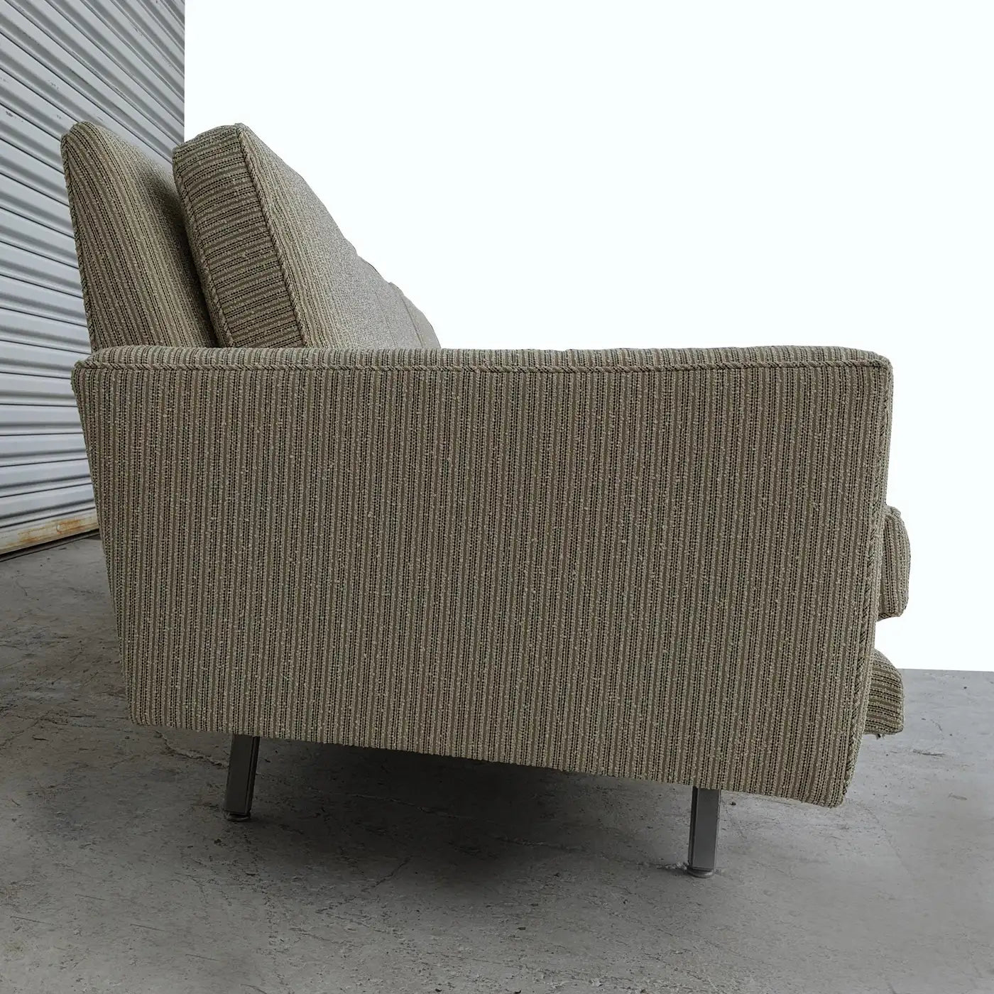 Sofa designed by George Nelson