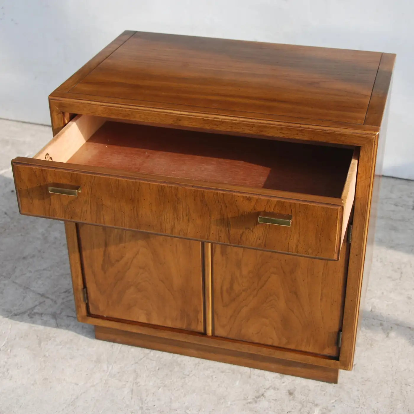 Drexel Consensus collection nightstands