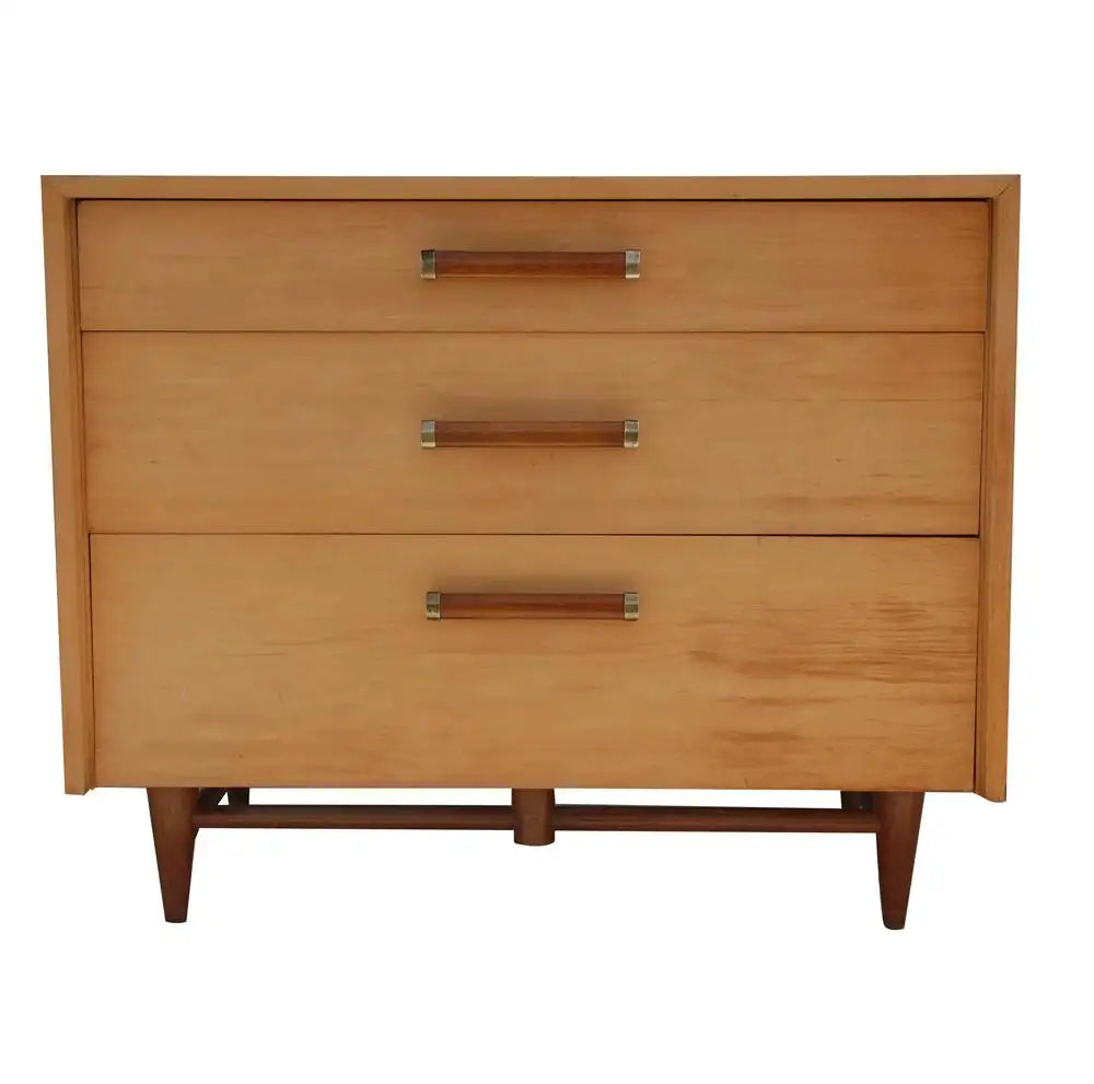 wood bed by Merton Gershun