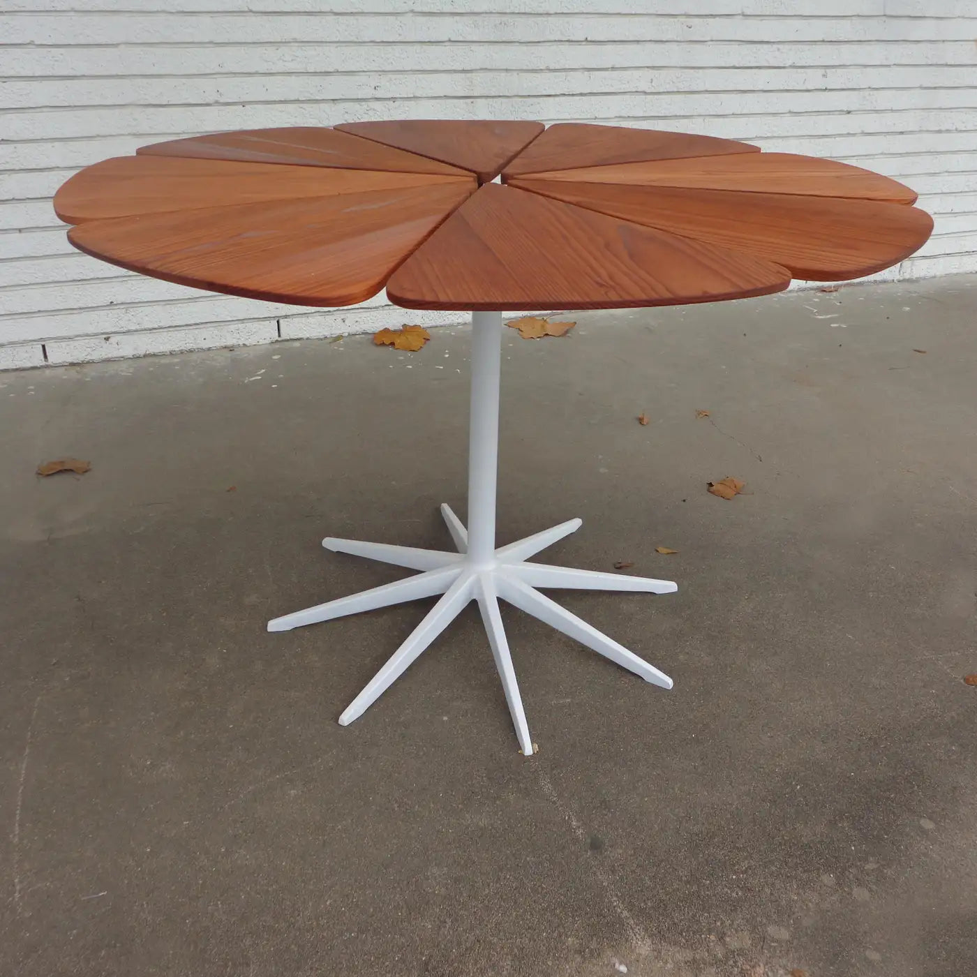 Vintage Richard Schultz outdoor dining table