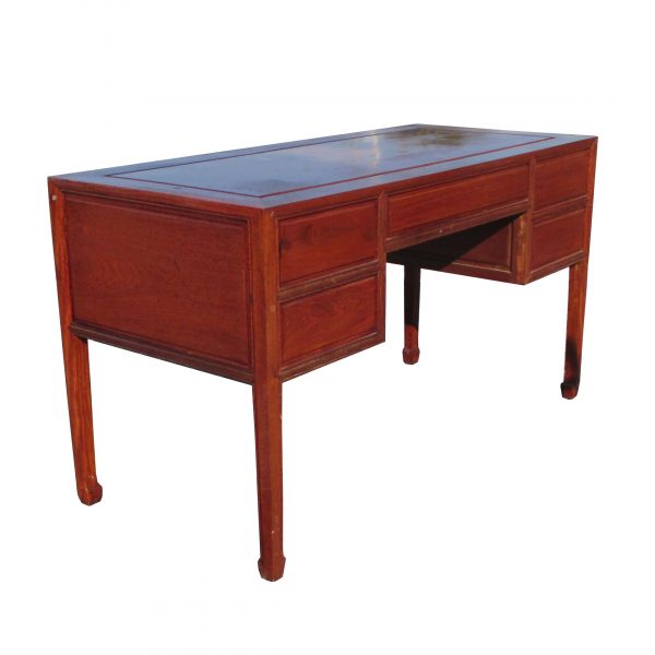 Functional wooden rosewood desk