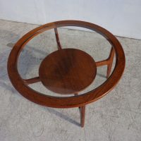 32″ Round Mid Century Coffee table